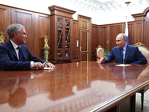 Президент РФ Владимир Путин и Председатель Государственной Думы Вячеслав Володин