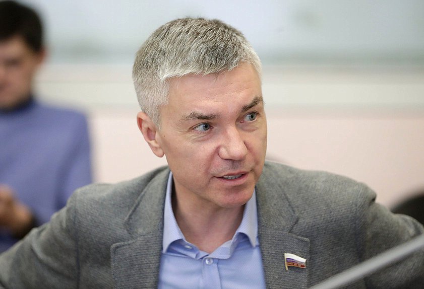 Член Комитета по физической культуре и спорту Евгений Ревенко