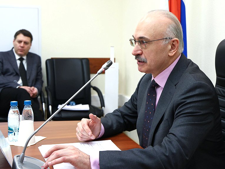 Председатель Комитета по науке и высшему образованию Сергей Кабышев