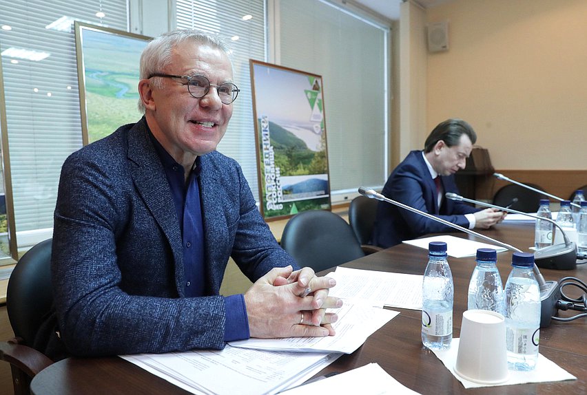 Первый заместитель Председателя Комитета по экологии, природным ресурсам и охране окружающей среды Вячеслав Фетисов