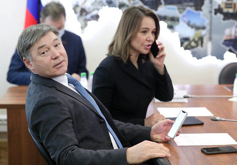 Член Комитета по экономической политике, промышленности, инновационному развитию и предпринимательству Рифат Шайхутдинов
