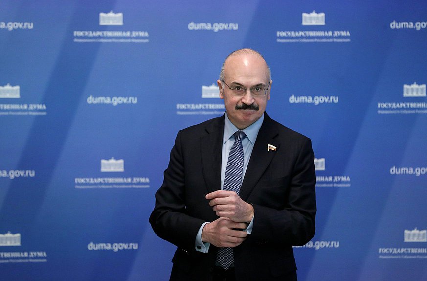 Председатель Комитета по науке и высшему образованию Сергей Кабышев