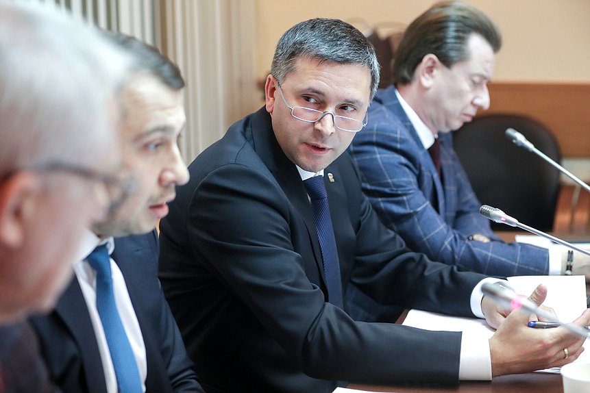Председатель Комитета по экологии, природным ресурсам и охране окружающей среды Дмитрий Кобылкин
