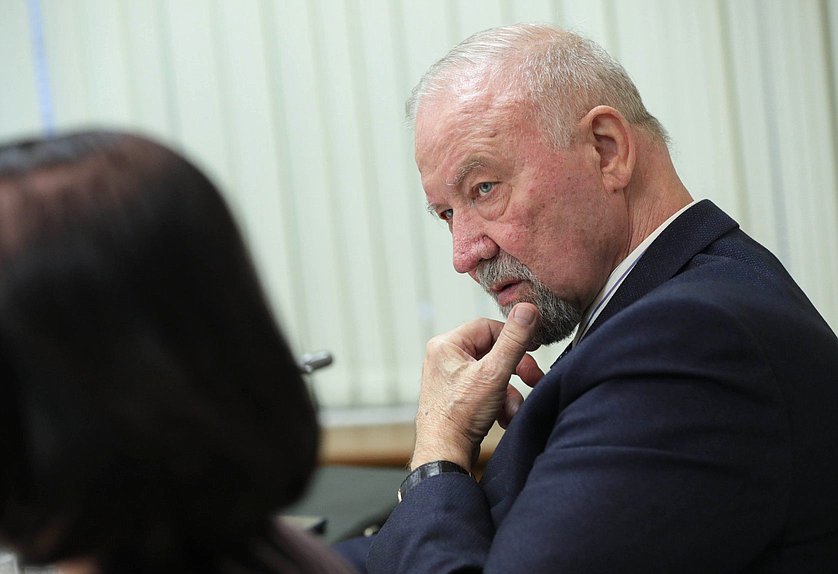 Заседание экспертного совета по развитию химической промышленности при Комитете по промышленности и торговле