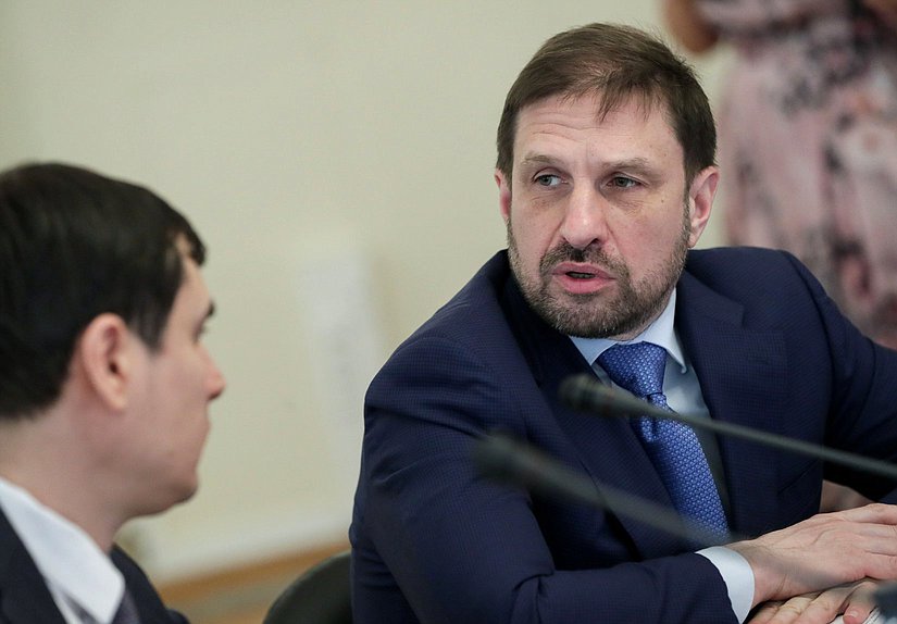 Член Комитета по культуре Дмитрий Кузнецов