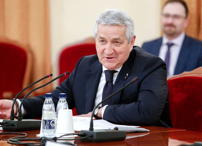 Первый заместитель Председателя Комитета по охране здоровья Леонид Огуль