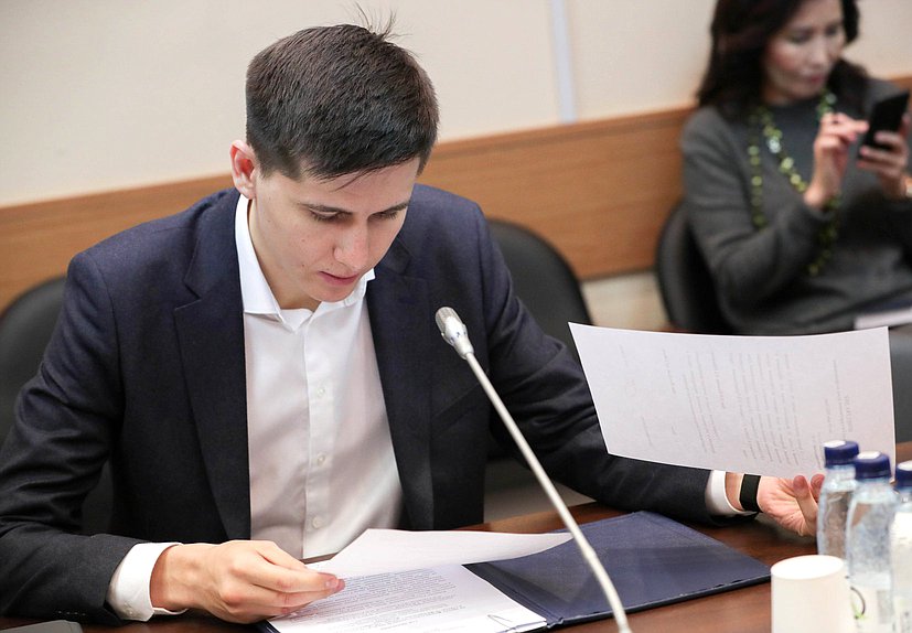 Первый заместитель Председателя Комитета по просвещению Максим Гулин