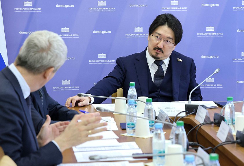 Председатель Комитета по охране здоровья Бадма Башанкаев