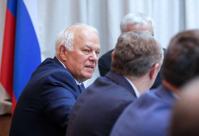 Заместитель Председателя Комитета по экологии, природным ресурсам и охране окружающей среды Анатолий Грешневиков