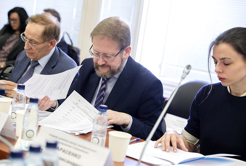 Заседание рабочей группы по подготовке к рассмотрению Государственной Думой проекта Основных направлений единой государственной денежно-кредитной политики на 2023 год и период 2024 и 2025 годов