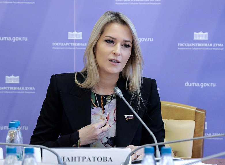 Председатель Комитета по развитию гражданского общества, вопросам общественных и религиозных объединений Яна Лантратова