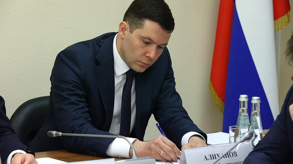 Кандидат на должность Министра промышленности и торговли Антон Алиханов