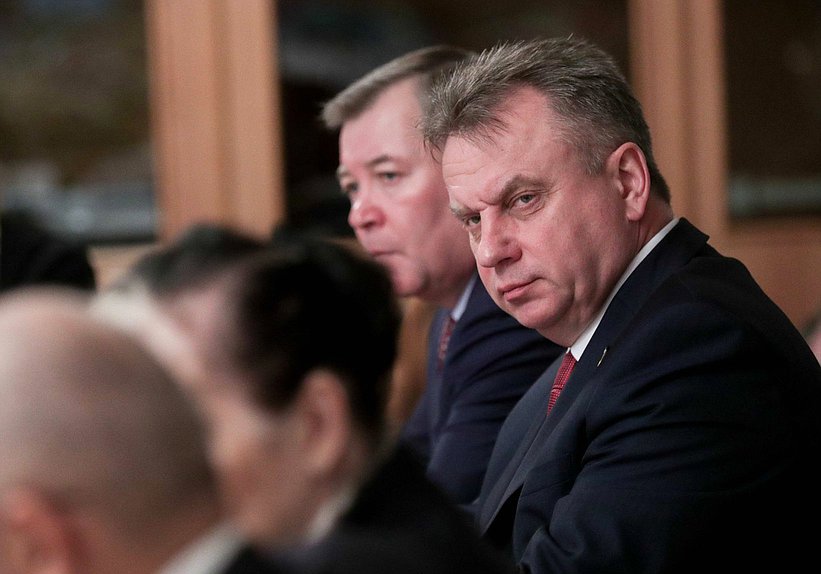 Член Комитета по природным ресурсам, собственности и земельным отношениям Сергей Крючек