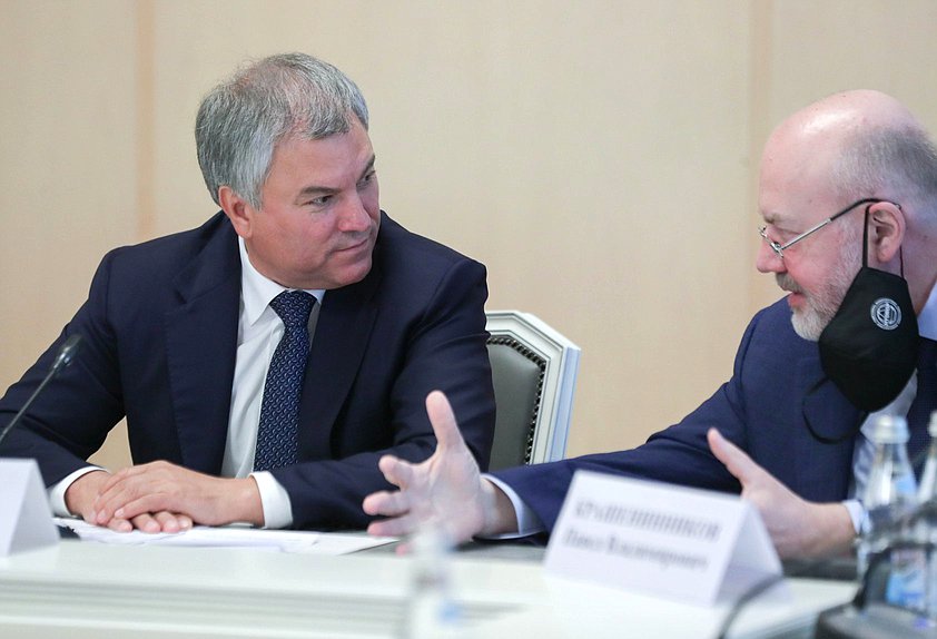 Chairman of the State Duma Viacheslav Volodin and Chairman of the Committee on State Building and Legislation Pavel Krasheninnikov