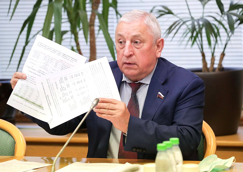 Председатель Комитета по региональной политике и проблемам Севера и Дальнего Востока Николай Харитонов