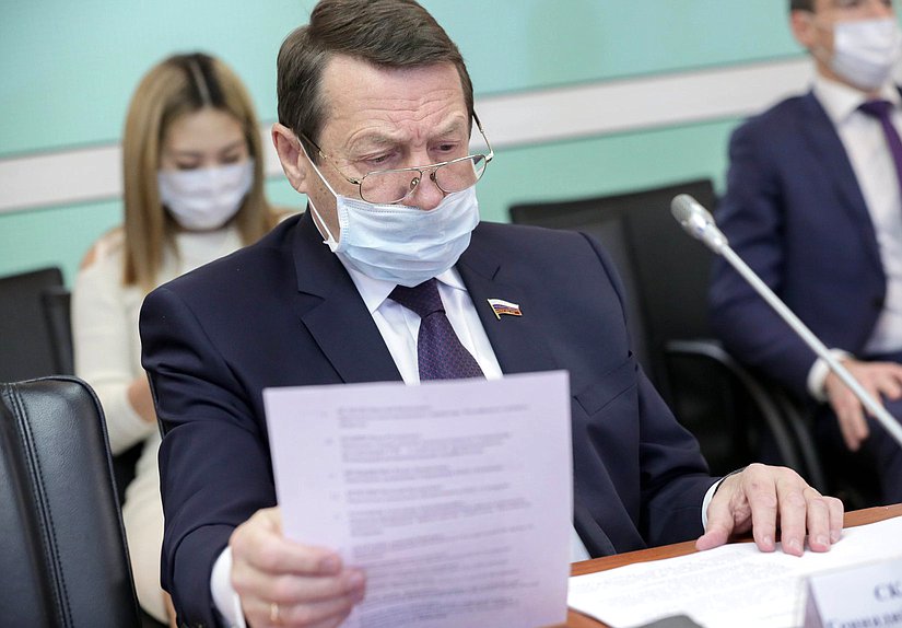 Член Комитета по энергетике Геннадий Скляр