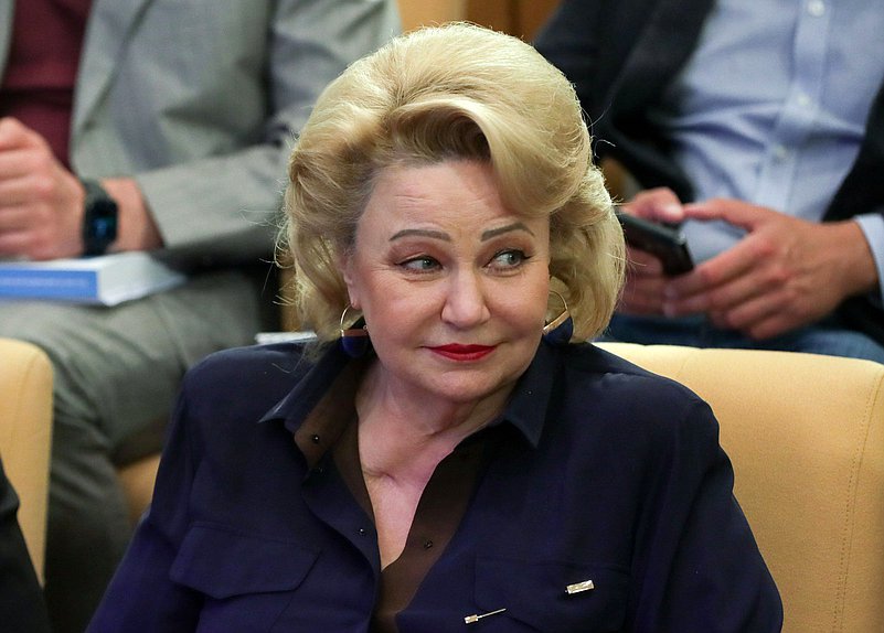 Председатель Комитета по вопросам семьи, женщин и детей Нина Останина