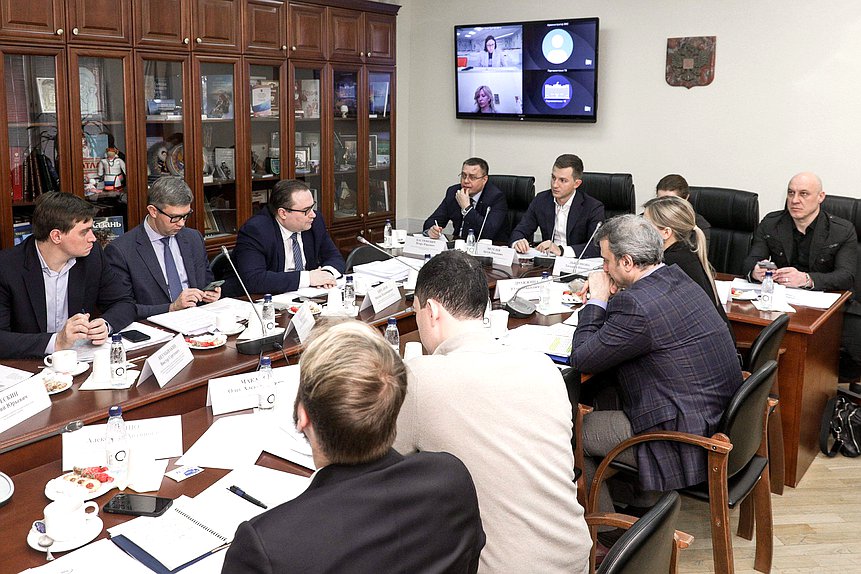 Заседание рабочей группы по вопросам трудоустройства, занятости и профориентации молодежи