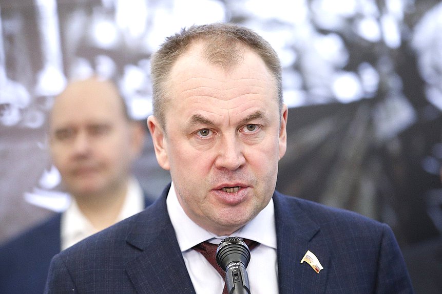 Заместитель Председателя Комитета по экономической политике Станислав Наумов