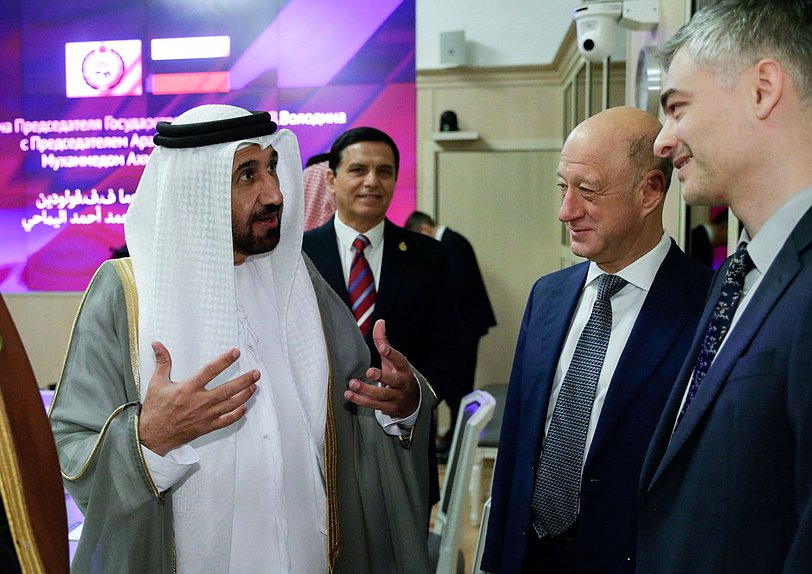 Speaker of the Arab Parliament Mohammed bin Ahmed Al Yamahi and Deputy Chairman of the State Duma Alexander Babakov