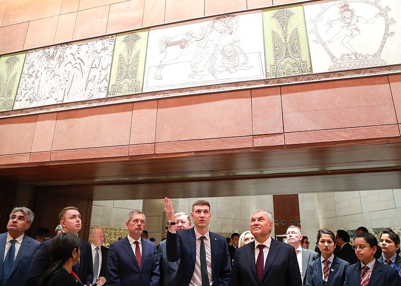 Chairman of the State Duma Vyacheslav Volodin visiting the Parliament Museum of India