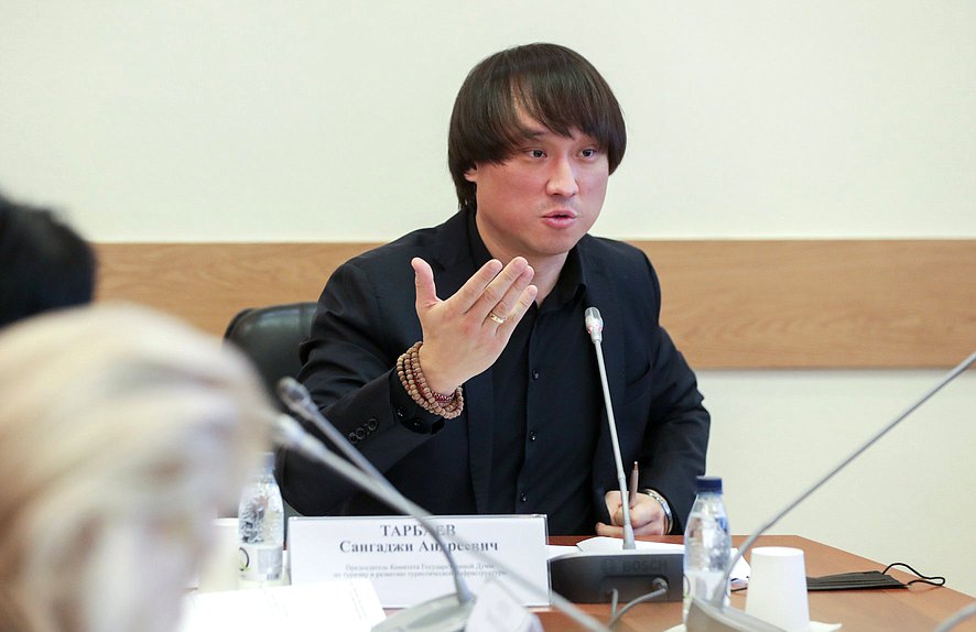 Председатель Комитета по туризму и развитию туристической инфраструктуры Сангаджи Тарбаев