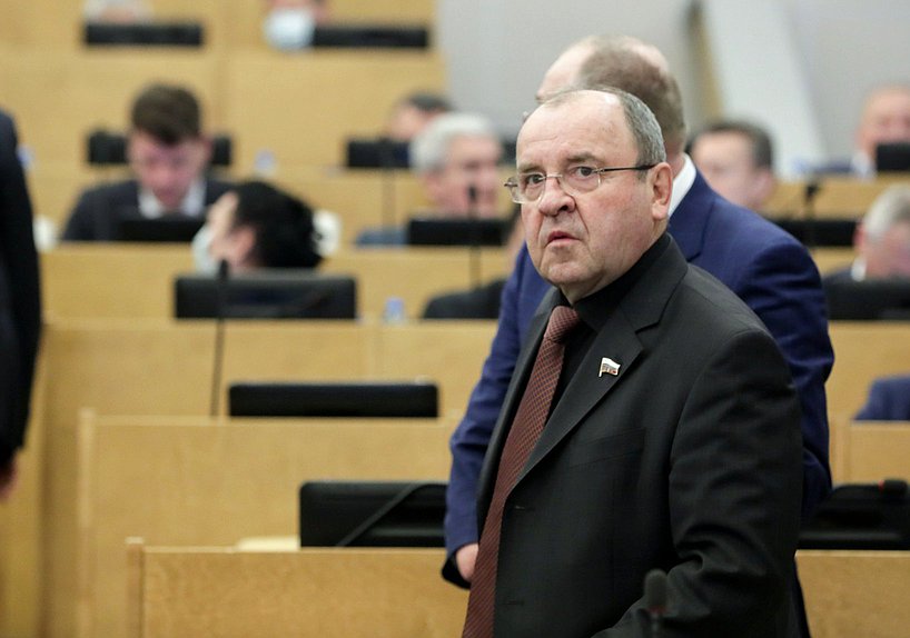 Член Комитета по бюджету и налогам Виктор Селиверстов