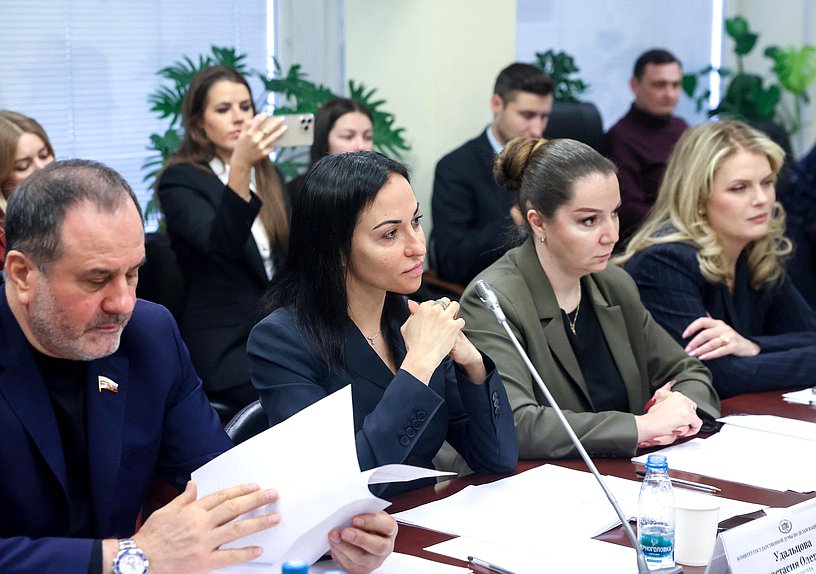 Член Комитета по делам национальностей Анастасия Удальцова