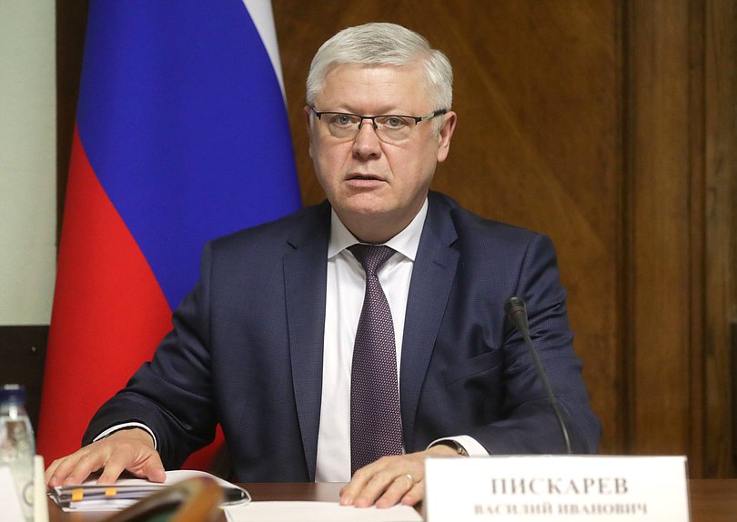 Председатель Комитета по безопасности и противодействию коррупции Василий Пискарев