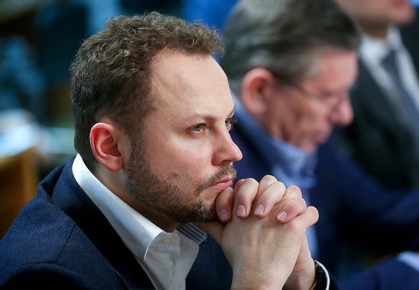 Заместитель Председателя Комитета по транспорту и строительству Павел Федяев