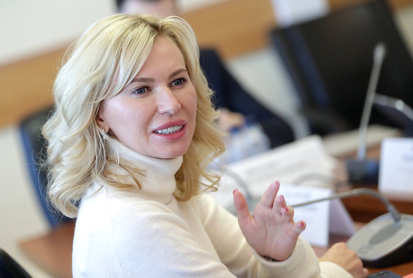Член Комитета по труду, социальной политике и делам ветеранов Екатерина Стенякина