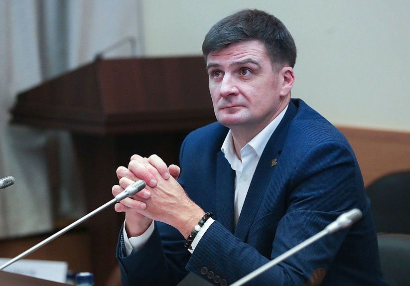 Круглый стол Комитета по экологии, природным ресурсам и охране окружающей среды на тему «О законодательном регулировании растительного мира России: проблемы и перспективы»