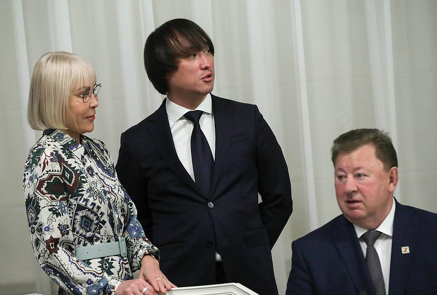 First Deputy Chairwoman of the Committee on Economic Policy Nadezhda Shkolkina, Chairman of the Committee on Tourism and Tourism Infrastructure Sangadzhi Tarbaev and Chairman of the Committee on Agrarian Issues Vladimir Kashin