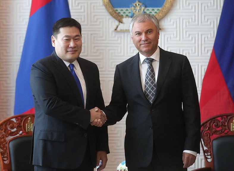 El Jefe de la Duma Estatal, Vyacheslav Volodin, y el Primer Ministro de Mongolia, Luvsannamsrain Oyun-Erdene