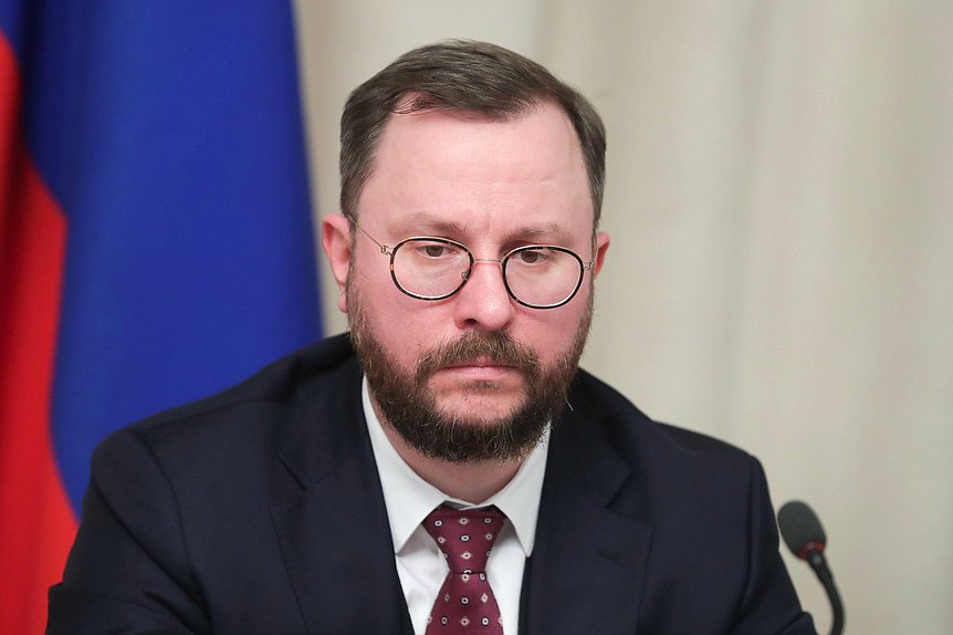 Статс-секретарь – заместитель руководителя Федеральной службы по надзору в сфере образования и науки Сергей Рукавишников
