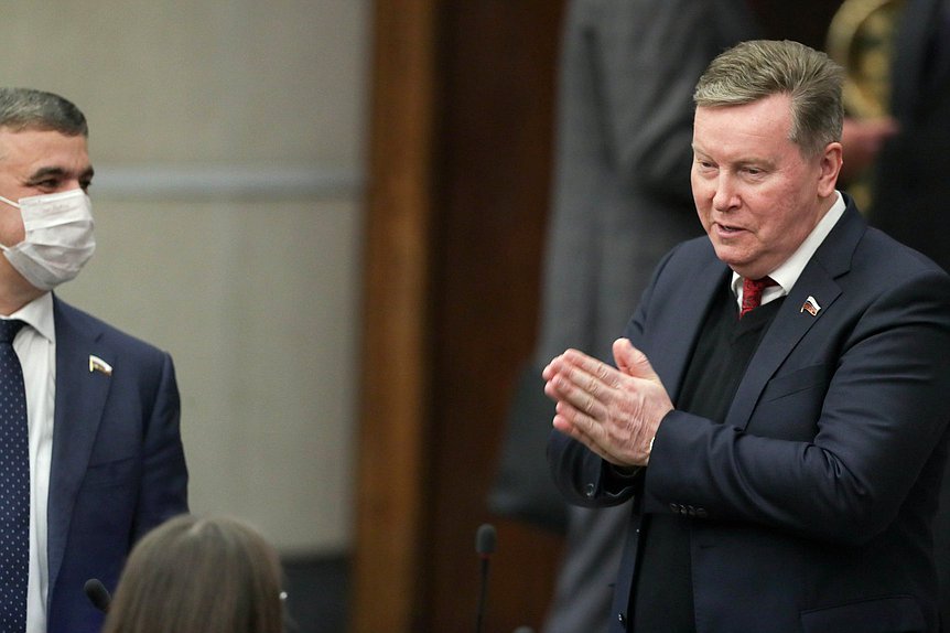 Первый заместитель Председателя Комитета по аграрным вопросам Олег Нилов