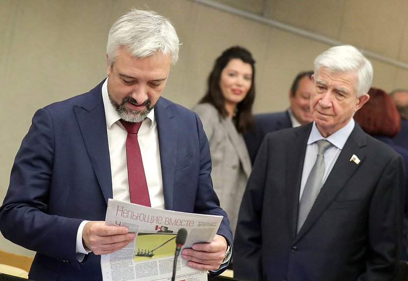Член Комитета по международным делам Евгений Примаков