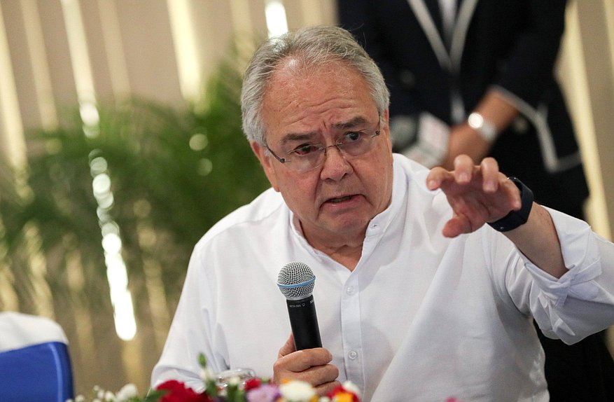 El Presidente de la Asamblea Nacional de la República de Nicaragua Gustavo Porras Cortés