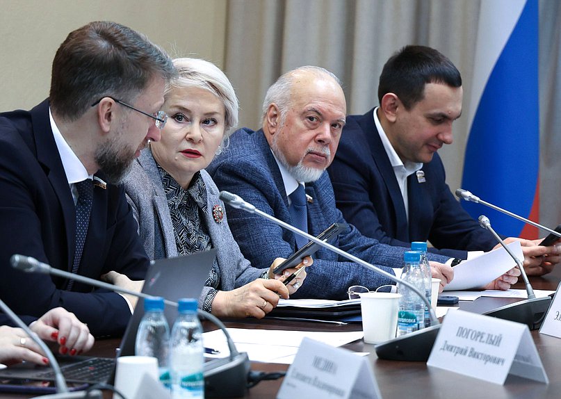 Рабочее совещание Комитета по экологии, природным ресурсам и охране окружающей среды по подготовке проекта Федерального закона «О внесении изменений в Закон Российской Федерации «О недрах» и в статьи 131 и 133 Федерального закона «О несостоятельности (банкротстве)»