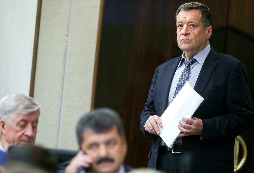 Председатель Комитета по бюджету и налогам Андрей Макаров