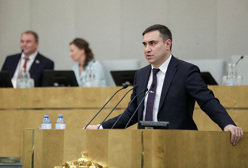 Председатель Комитета по охране здоровья Дмитрий Хубезов