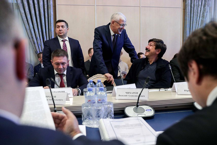 Парламентские слушания на тему «О ходе реализации поручений Президента Российской Федерации по сохранению озера Байкал»