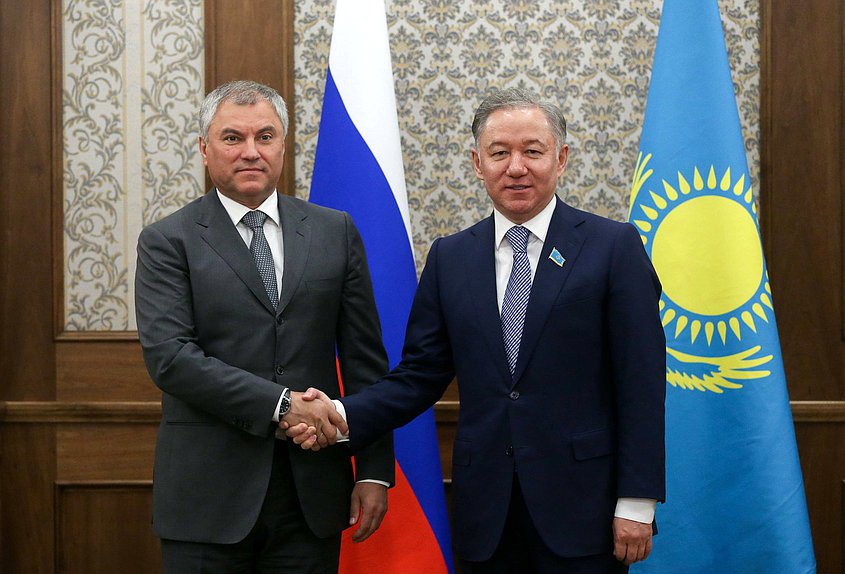 Chairman of the State Duma Viacheslav Volodin and Chairman of the Mazhilis of the Parliament of the Republic of Kazakhstan Nurlan Nigmatulin