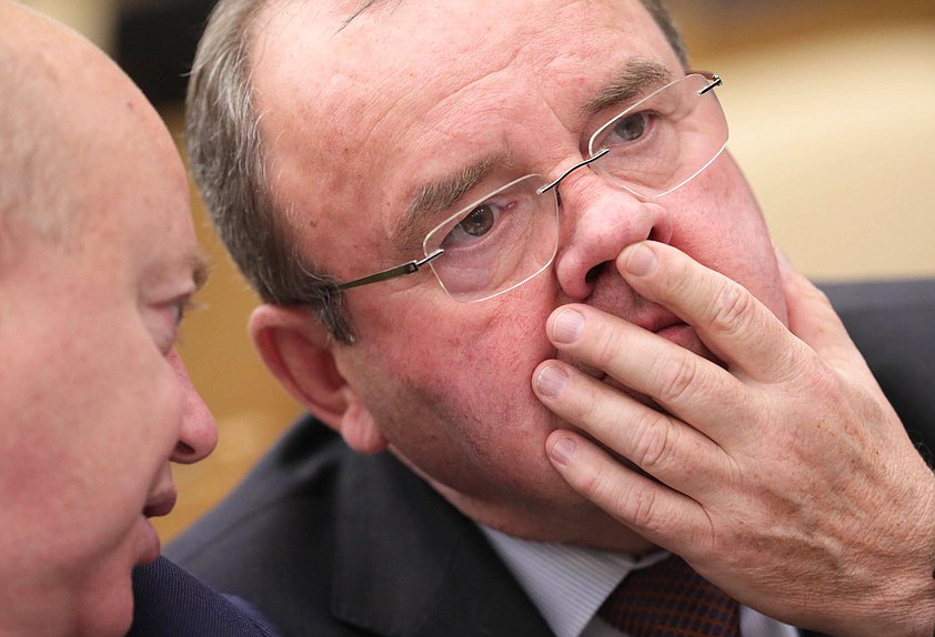 Член Комитета по бюджету и налогам Виктор Селиверстов