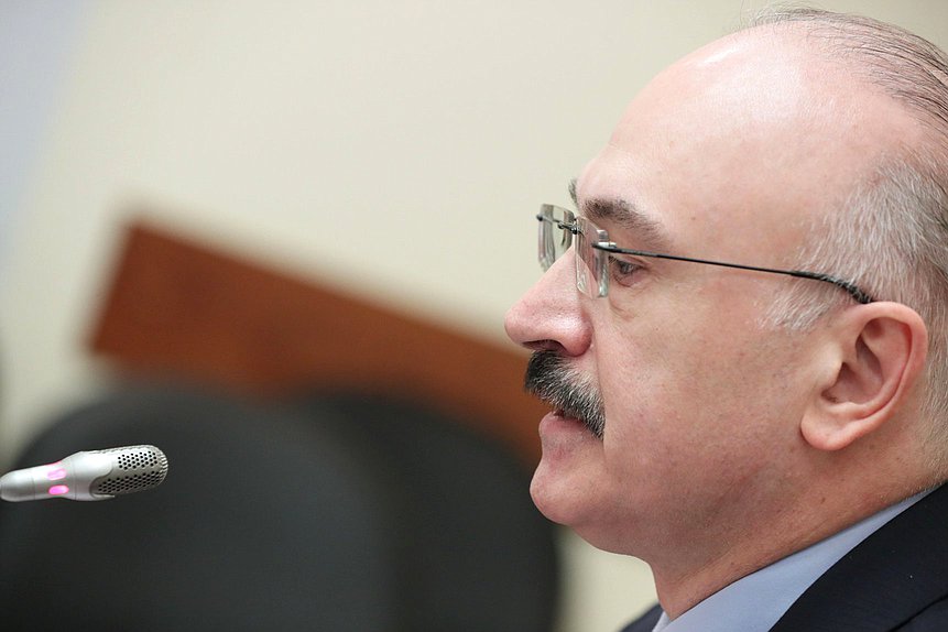 Председатель Комитета по науке и высшему образованию Сергей Кабышев