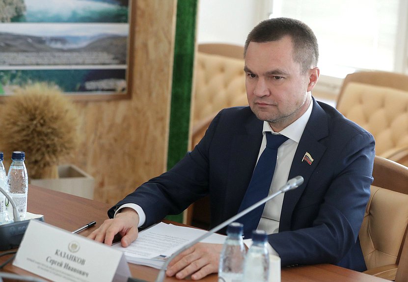 Первый заместитель Председателя Комитета по малому и среднему предпринимательству Сергей Казанков