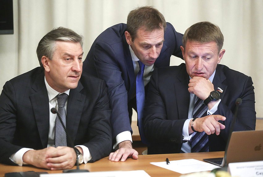 Заседание рабочей группы по законодательному обеспечению развития пенсионной системы и инвестирования средств пенсионных накоплений при Комитете ГД по финансовому рынку