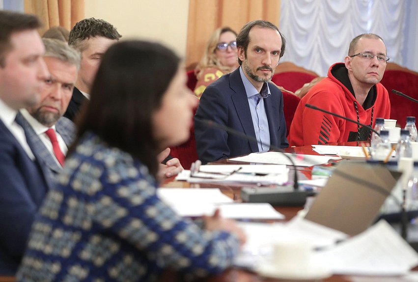 Круглый стол Комитета по культуре на тему «Дети — важнейший приоритет государственной культурной политики»