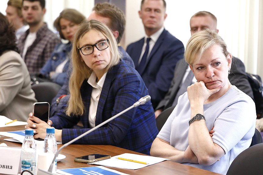 Заседание Комитета по развитию гражданского общества, вопросам общественных и религиозных объединений