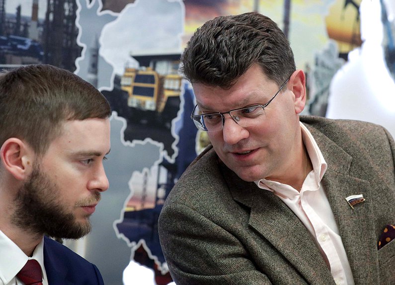 Первый заместитель Председателя Комитета по экономической политике Денис Кравченко